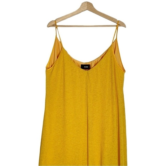 SLNGHR Sleeveless Wide Leg Jumpsuit Size Small - Picture 3 of 8